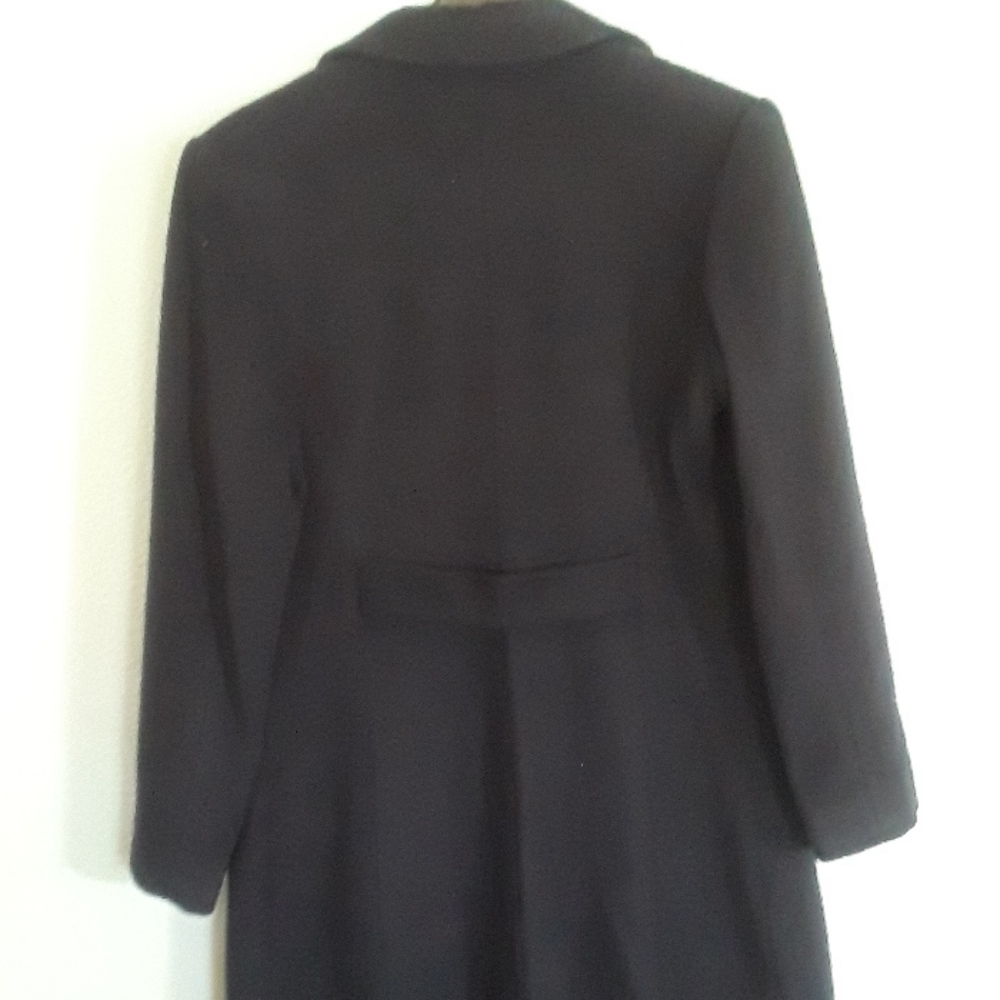 Coat - Picture 7 of 7